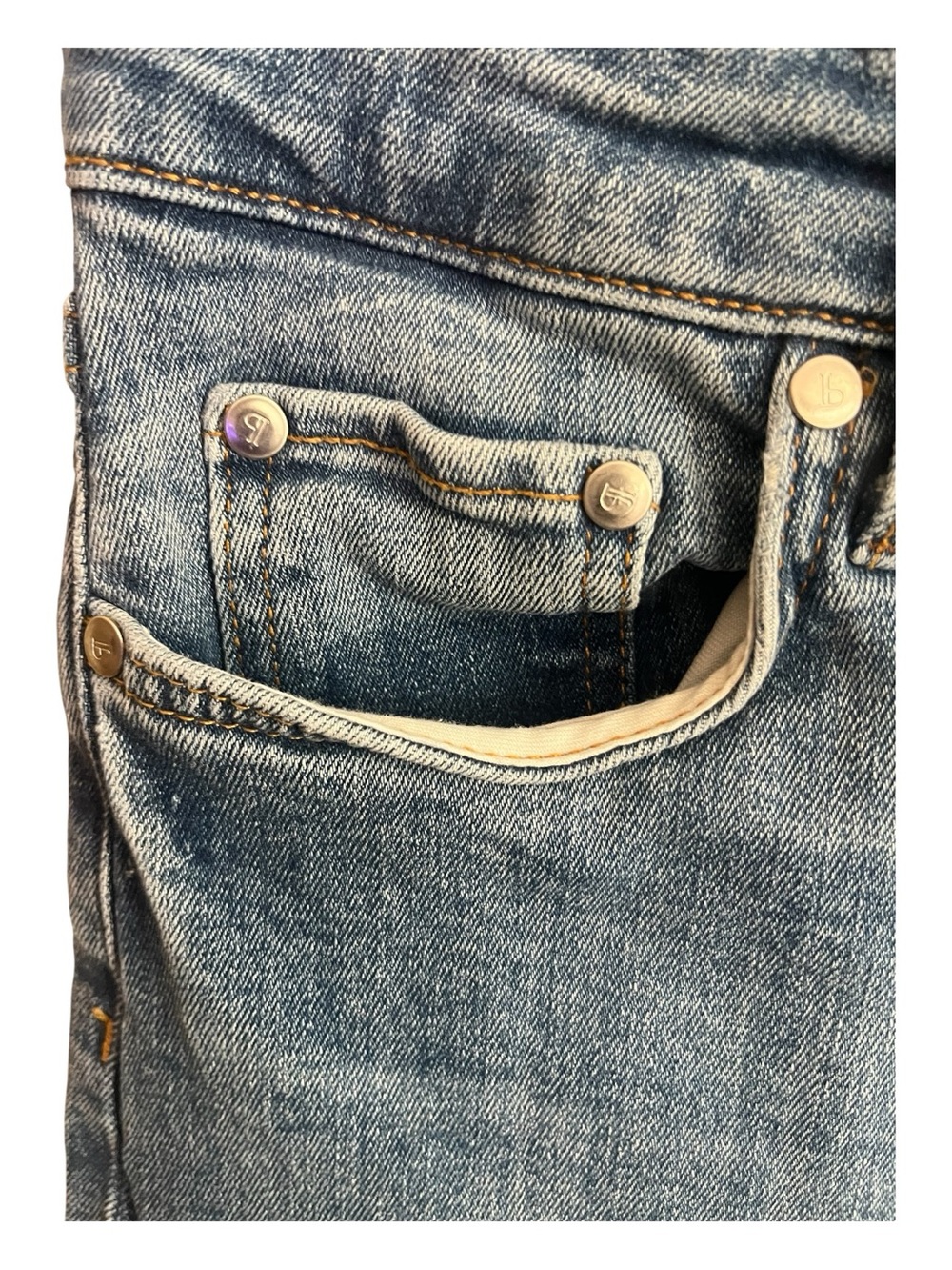Pilcro Scotty Cuffed High-Rise Straight-Leg Jeans - Picture 7 of 8